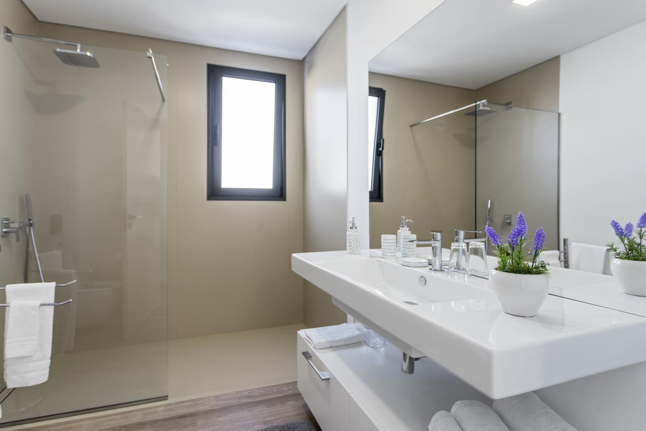 Searenity Vacation Home I By An Island Apart Arco da Calheta  Exteriör bild